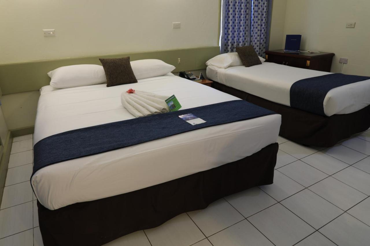 Huon Gulf Hotel Lae Exterior photo