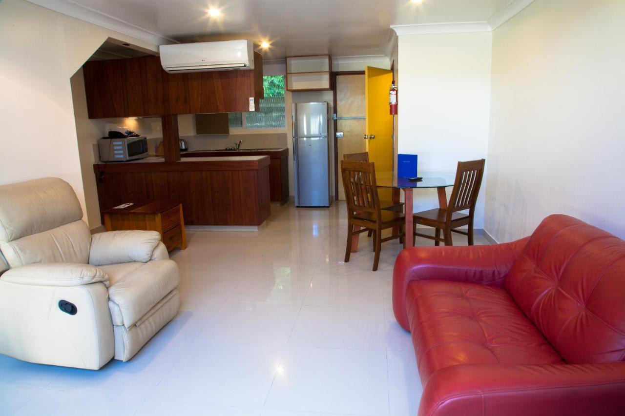 Huon Gulf Hotel Lae Exterior photo